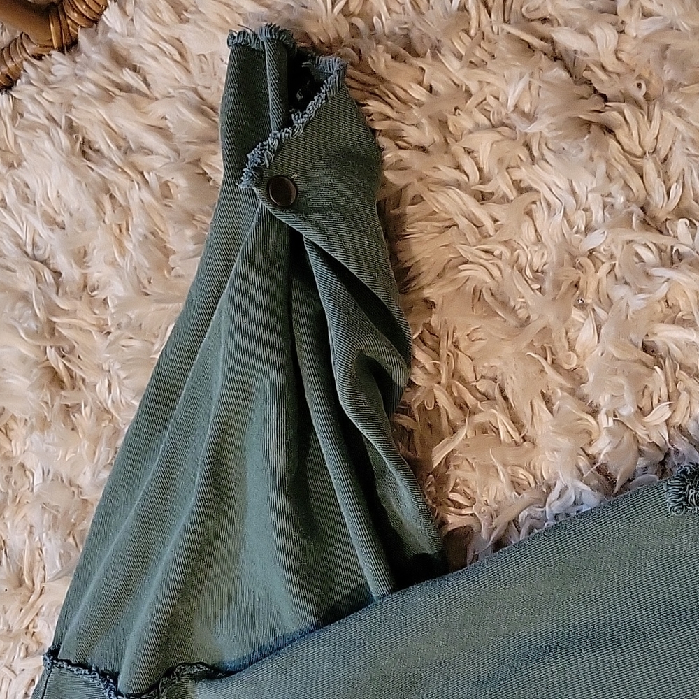 Shacket - Picture 4 of 8